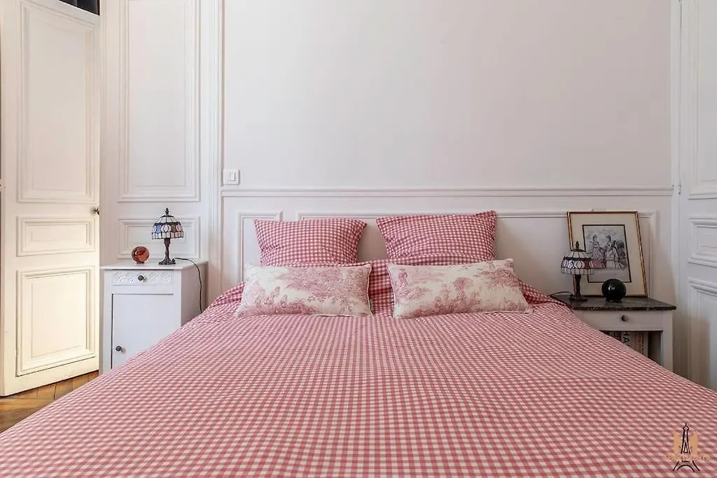 Montmartre With Private Courtyard Apartment Paris 0*,