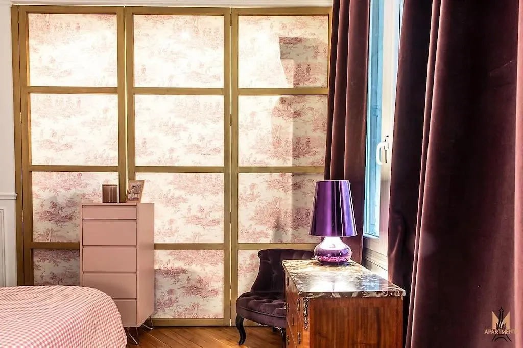 Ferienwohnung Montmartre With Private Courtyard Paris Apartment